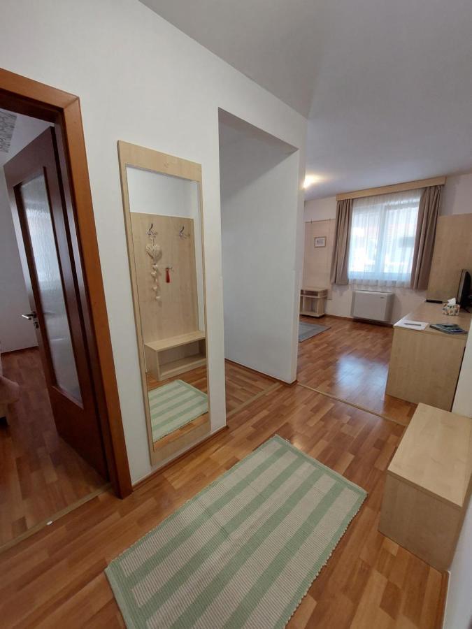 Myrelax Apartment - Hajdúszoboszló Eksteriør bilde